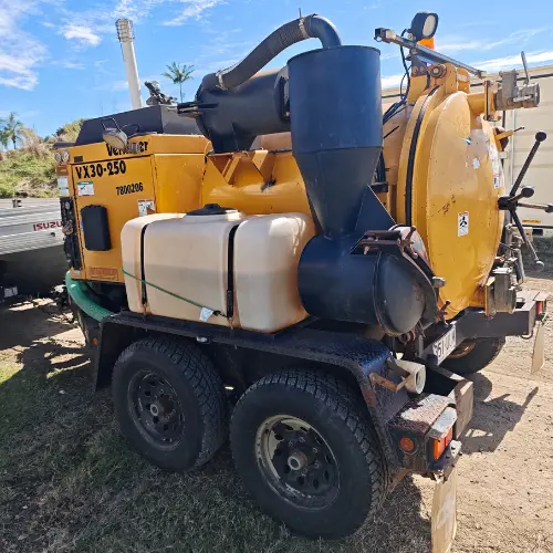 Mini vacuum excavation hire Sydney – 500L mini vac unit on ute, Proman Group